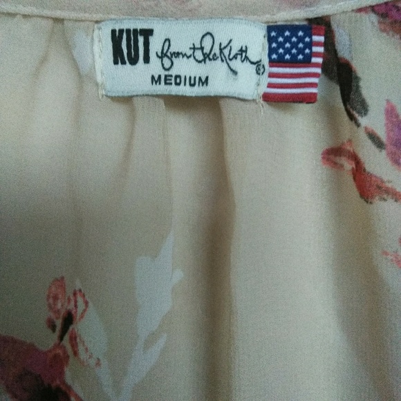 Kut from the Kloth tie front top - Picture 2 of 3